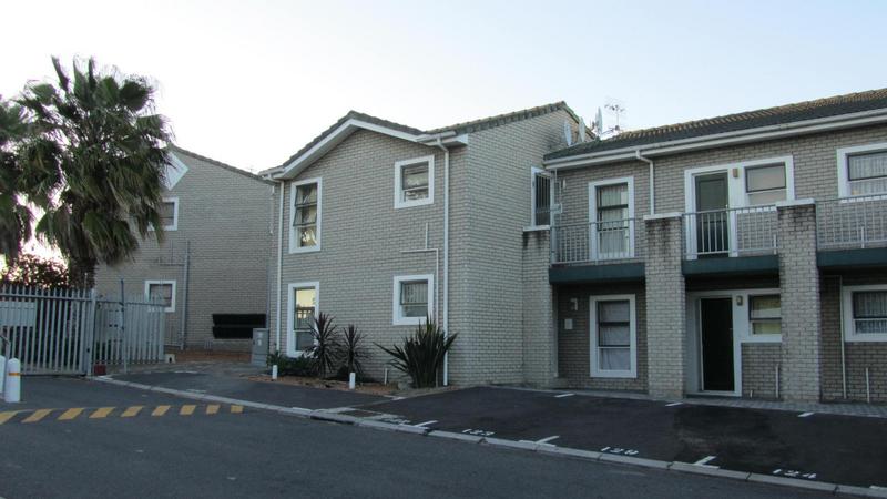 To Let 2 Bedroom Property for Rent in Oakglen Western Cape